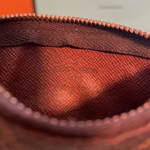 Louis Vuitton key cles pouch - Picture 8 of 11